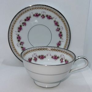 RC TEACUP & SAUCER VINTAGE 1960s PATTERN NORITAKE 564 VICTORIAN ROSES AND LAUREL